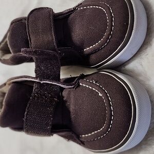 GYMBOREE  INFANT SIZE 5  CANVAS  HIGH TOP SNEAKERS 👟